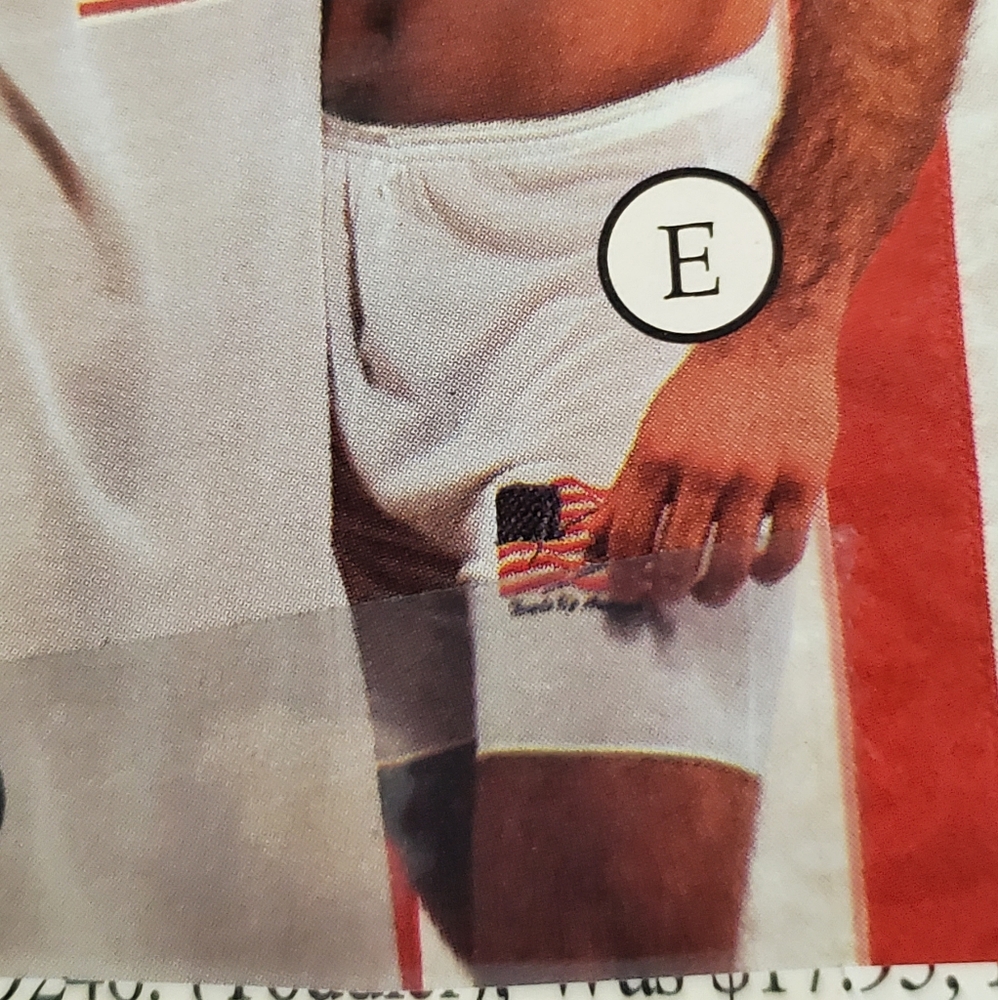 Men's Americana flag on white boxer unopened package Med